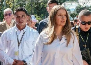 Cruce de declaraciones entre Paloma Valencia y el Gobierno por supuesta amenaza de seguridad
