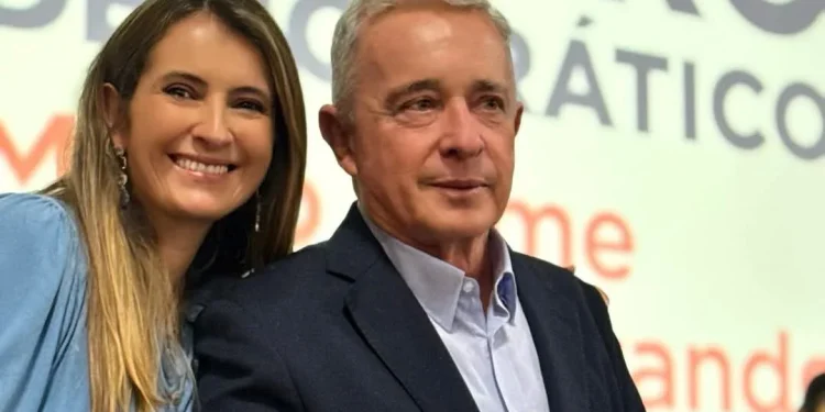 Uribe prende alarmas: Plan del ELN para asesinar a Paloma Valencia