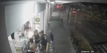 Delincuente armado atraca a hombre frente a su esposa e hijas en Barranquilla