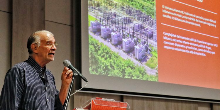 Verano pide fortalecer institucionalidad energética