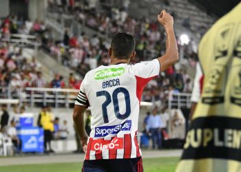 Con Bacca como figura, Junior venció 2-0 a Llaneros y aseguró su clasificación a los cuadrangulares