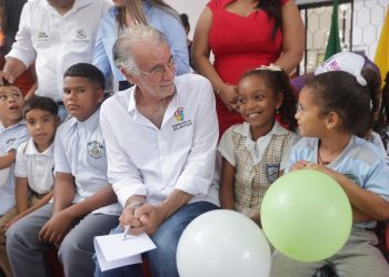 Atlántico transforma realidades: cae la pobreza multidimensional, según el Dane