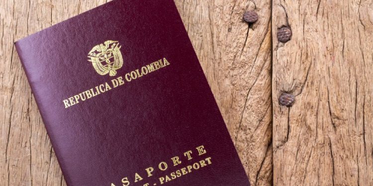 Procuraduría evidencia fallas en el sistema para trámites de pasaportes
