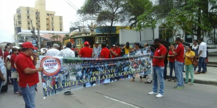 Paro nacional de maestros se desarrolla hoy en Barranquilla y el Atlántico