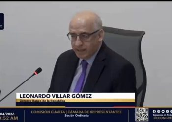 Gerente del Banco de la República pide al Gobierno “bajar el tono” en la relación institucional