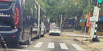 Denuncian robo de rejillas en Barranquilla: riesgo para conductores en la Cra 46 con calle 62