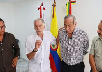 Triple A reemplazará tubería en el Corredor Internacional y la Gobernación acelerará obras de pavimentación