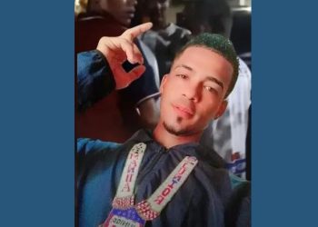 Tragedia en Plato: joven pierde la vida tras violento choque entre moto y camioneta