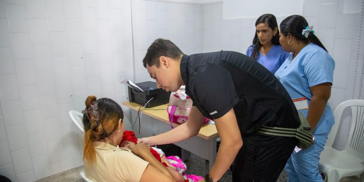 Atlántico consolida trabajo en salud maternoinfantil y garantía de derechos de la niñez
