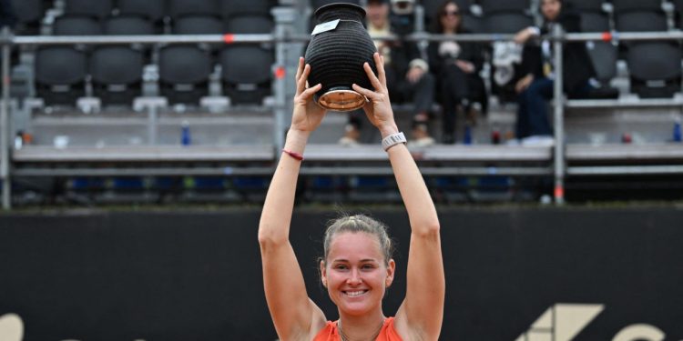 Marie Bouzková conquista Bogotá y se sacude la espina de la final perdida