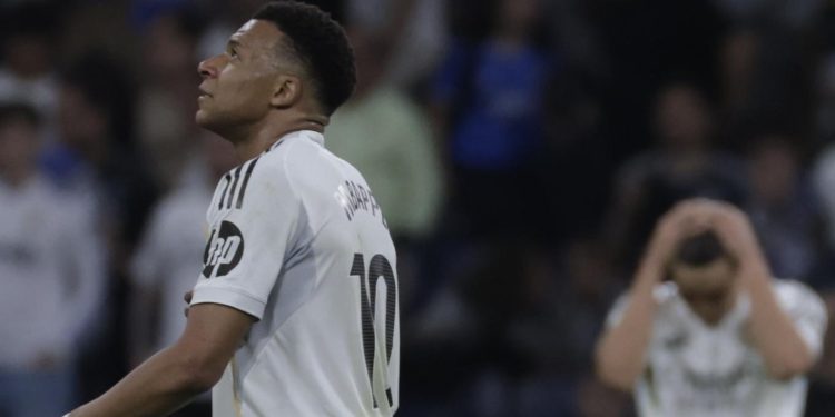 Real Madrid dice adiós al título de Liga y solo le queda la Champinos