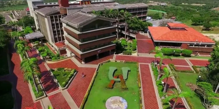 Juez archiva desacato contra rector de Uniatlántico por reintegro de funcionario