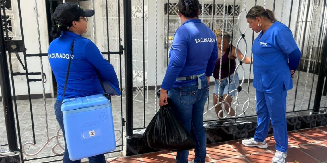 ¡En Barranquilla, la vacunación llega hasta la puerta de tu casa!