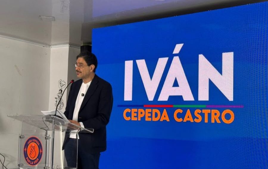 Iván Cepeda reconoce la victoria de Abelardo De La Espriella y acepta el resultado de los escrutinios