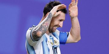 Messi deslumbra con un triplete en su sexto Mundial