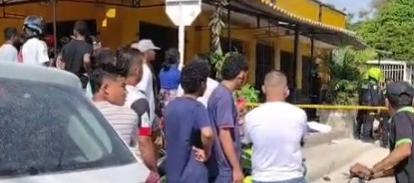 Asesinan a joven de 18 años frente a una ferretería en el barrio Lipaya