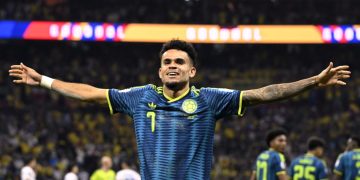 Colombia es líder de su grupo tras vencer 3-1 a Uzbekistán  