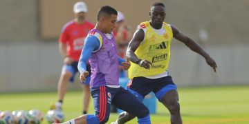 Colombia entrenó con equipo alterno tras asegurar su clasificación
