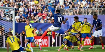 Francia golea a Suecia y enfrentará a Paraguay en los octavos de final del Mundial 2026