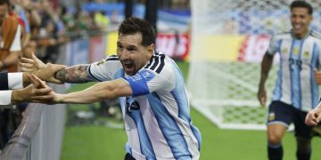 Messi brilla con doblete ante Austria y firma nuevo récord histórico en Mundiales con Argentina