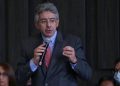 Enrique Gómez denuncia intimidaciones armadas contra campaña de Abelardo de la Espriella en varias regiones del país