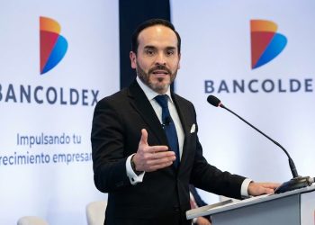 Ajustes de empalme: Manuel Fernández asumiría la presidencia de Bancóldex y se definen los últimos ministerios