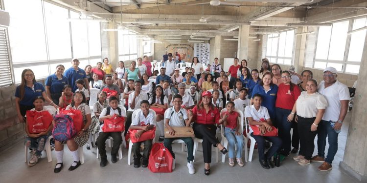Gobernación del Atlántico fortalece la educación inclusiva para estudiantes con discapacidad visual