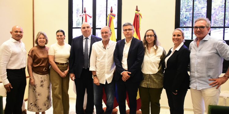 Encuentro entre el gobernador Verano y delegación de Estados Unidos fortalece agenda de cooperación para el desarrollo del Atlántico y las Américas