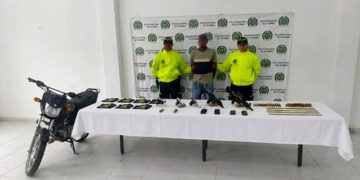 Le hallaron un arsenal de guerra de las ACS, lo enviaron a la cárcel e intentó autolesionarse con medicamentos