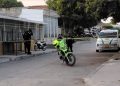 Ataque sicarial en Soledad deja un hombre herido: sicarios en moto abrieron fuego frente a un taller