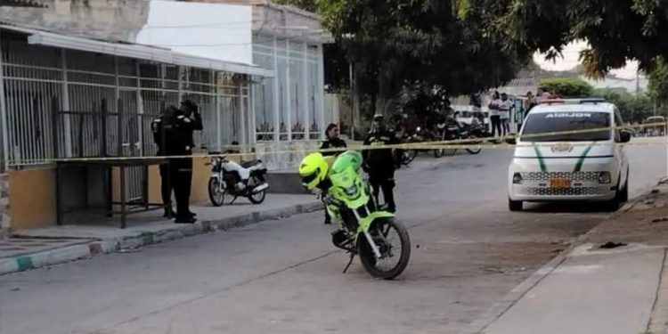 Ataque sicarial en Soledad deja un hombre herido: sicarios en moto abrieron fuego frente a un taller