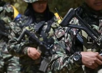 Ecuador captura a dos presuntos integrantes de una disidencia de las FARC en la frontera con Colombia