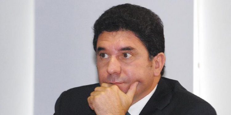 Condenan al exsenador Germán Olano a más de 3 años de cárcel por el carrusel de la contratación