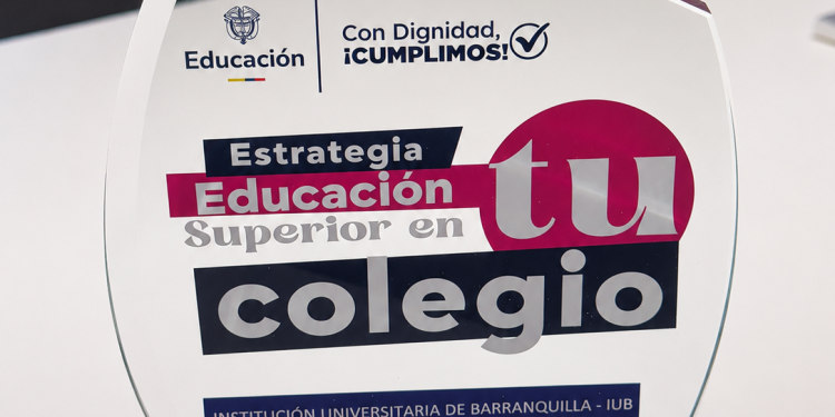 Barranquilla es premiada por su programa de universidad al barrio: alcalde Char