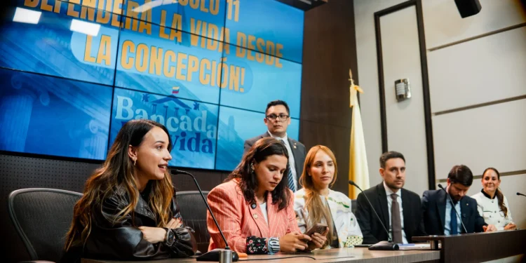 Bancada Provida radicó un proyecto de acto legislativo para proteger la vida desde la fecundación