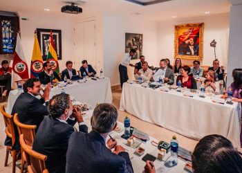 De la Espriella fija nuevas reglas para la contratación pública: exige procesos transparentes y alineados con las prioridades del Gobierno
