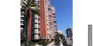 Fueron cerca de 12 hombres armados los que irrumpieron en edificio y saquearon cuatro apartamentos al norte de Barranquilla