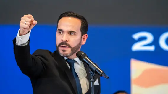 Equipo de De la Espriella consulta al Congreso posibilidad de posesión presidencial fuera de Bogotá