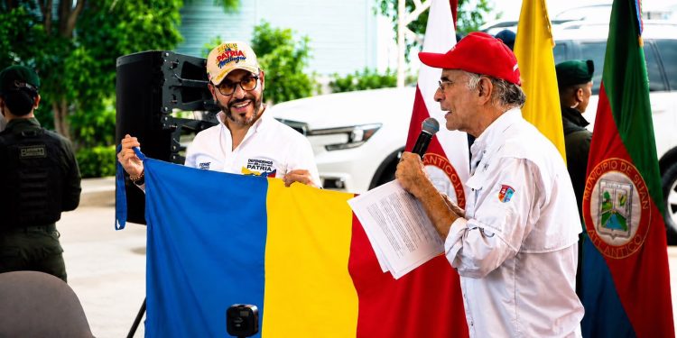 Presidente electo Abelardo De la Espriella promoverá la autonomía territorial