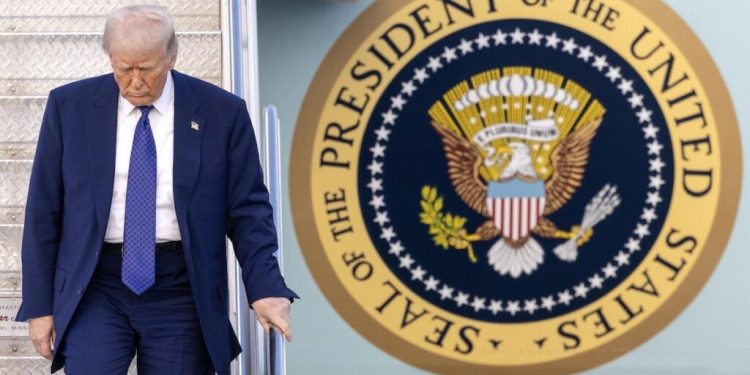 Gobierno de Trump endurece el trámite de asilo y facilitará el envío de casos a tribunales de inmigración