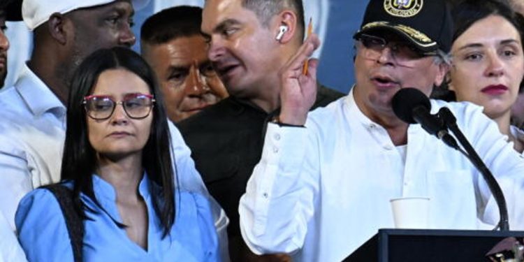 Angie Rodríguez asegura que advirtió al Gobierno sobre Juliana Guerrero y denuncia una presunta red de influencias