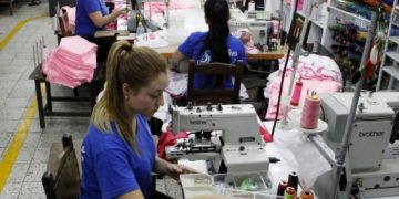 Economía colombiana creció 4,10 % en mayo; importaciones aumentaron 10,6 %, según el DANE