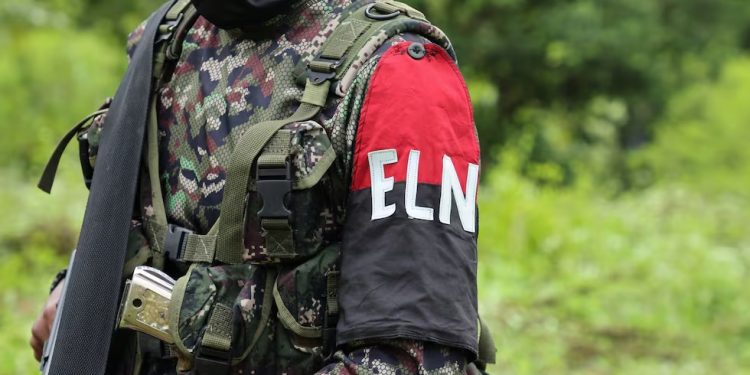 Violentos combates en el Cauca: comunidades quedan atrapadas en medio del fuego cruzado