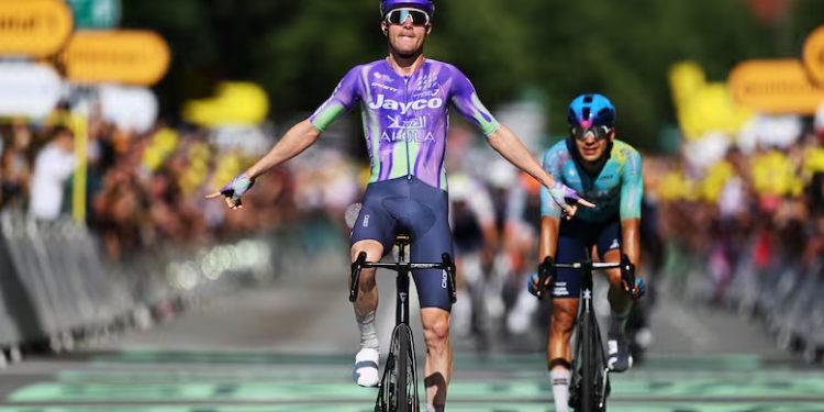 Harold Tejada brilla en el Tour de Francia y termina segundo en una emocionante etapa