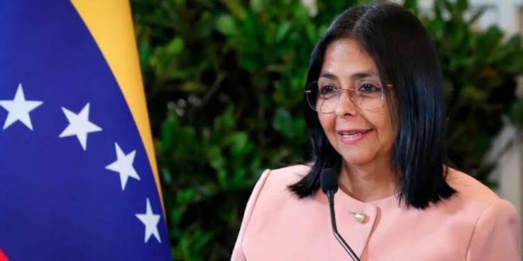Delcy Rodríguez niega haber cedido soberanía a EE. UU. tras acercamiento bilateral