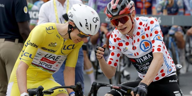 Pogacar conserva el liderato del Tour de Francia tras la etapa más rápida de la historia