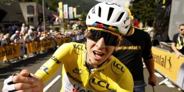 Pogacar gana la décima etapa y amplía su liderato en el Tour