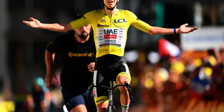 Tadej Pogacar conquista su quinto Tour de Francia y firma la edición más rápida de la historia
