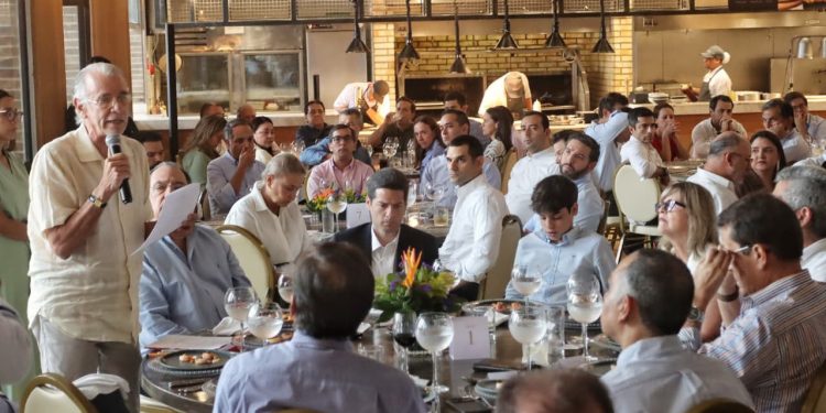 Unidad y planificación recomienda el gobernador Eduardo Verano al equipo de costeños en el nuevo Gobierno nacional