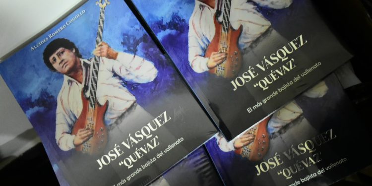 Gobernación del Atlántico lideró homenaje a José Vásquez ‘Quévaz’ durante la presentación del libro de Alcides Romero